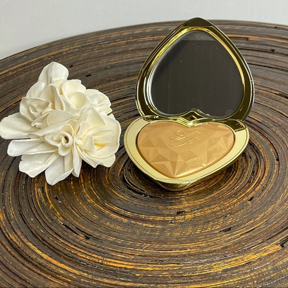 Too Faced Love Light Highlighter Makeup Gold Nwt - Picture 5 of 12